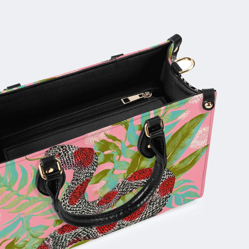 Red-Spotted Viper And Leaves Print Handbag_11