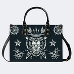Retro Black Panther And Bow And Arrow Print Handbag