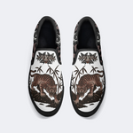 Retro Roaring Tiger Print Slip On Shoes_05