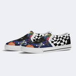 Three-Eyed Black Panther Print Slip On Shoes