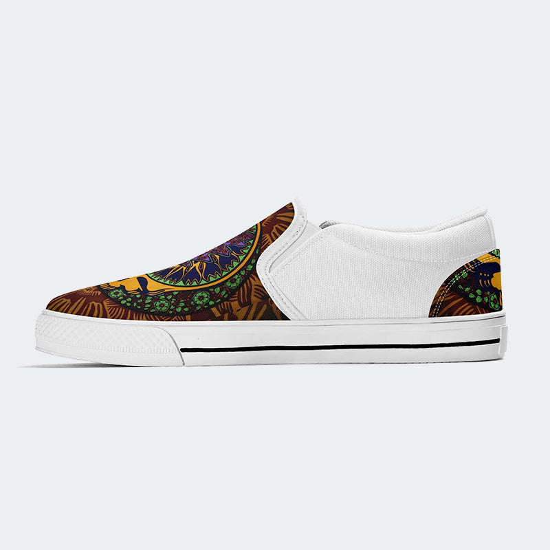 Unisex Skull Graphic Print - Slip On Shoes