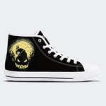 Die seltsame Welt von Jack Terror Filmes - High Top Canvas