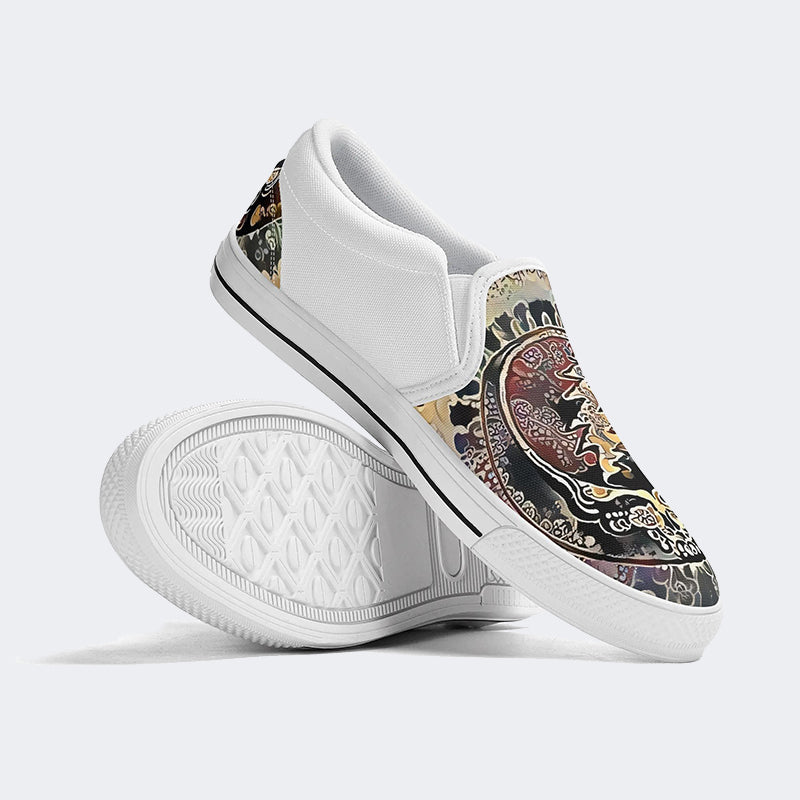 Unisex Retro Skull Graphic Print - Slip On Shoes