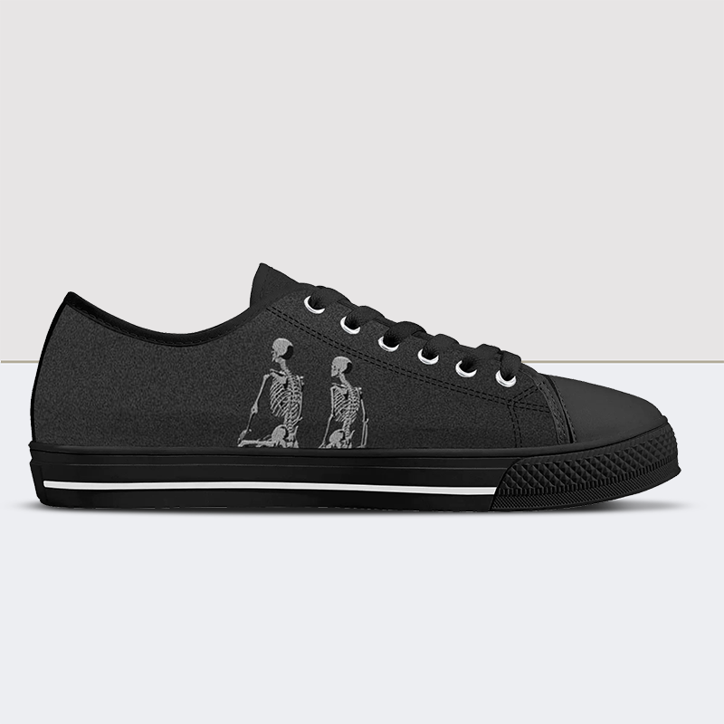 It’ll Pass Skull Low Top Canvas Shoes
