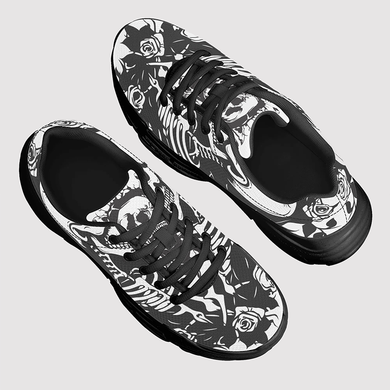 Klobige Sneakers mit Totenkopf-Print 