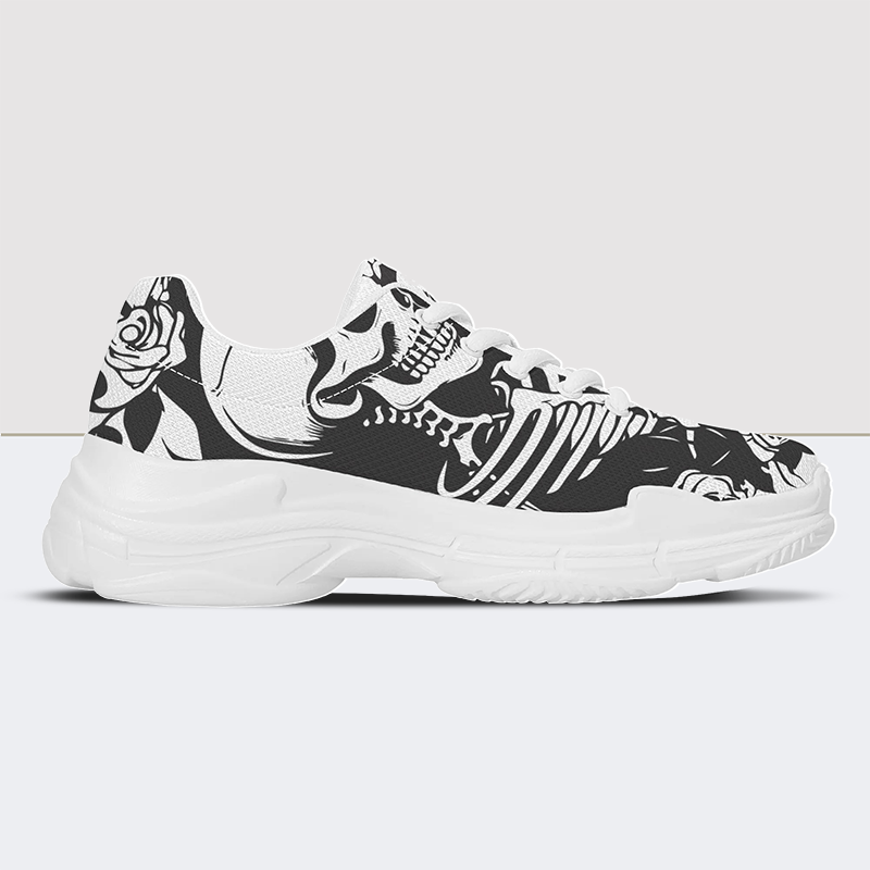 Klobige Sneakers mit Totenkopf-Print 