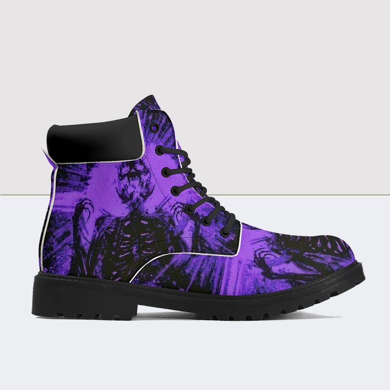 Bottes en cuir violet foncé avec tête de mort 