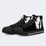 Unisex Horror-Druck - High Top Canvas