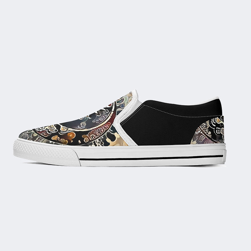 Unisex Retro Skull Graphic Print - Slip On Shoes