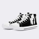 Unisex Horror-Druck - High Top Canvas