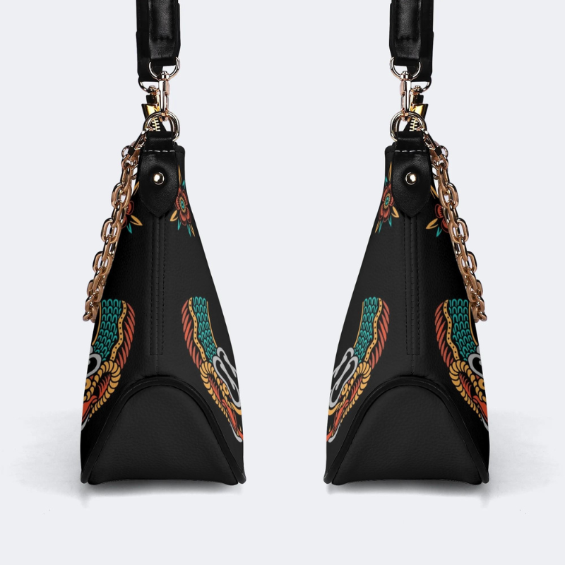 Retro And Weird With Snake Prints Leather Crossbody Bag_03