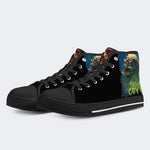 Unisex Horrorfilm-Druck - High Top Canvas