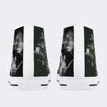 Unisex Horror-Druck - High Top Canvas