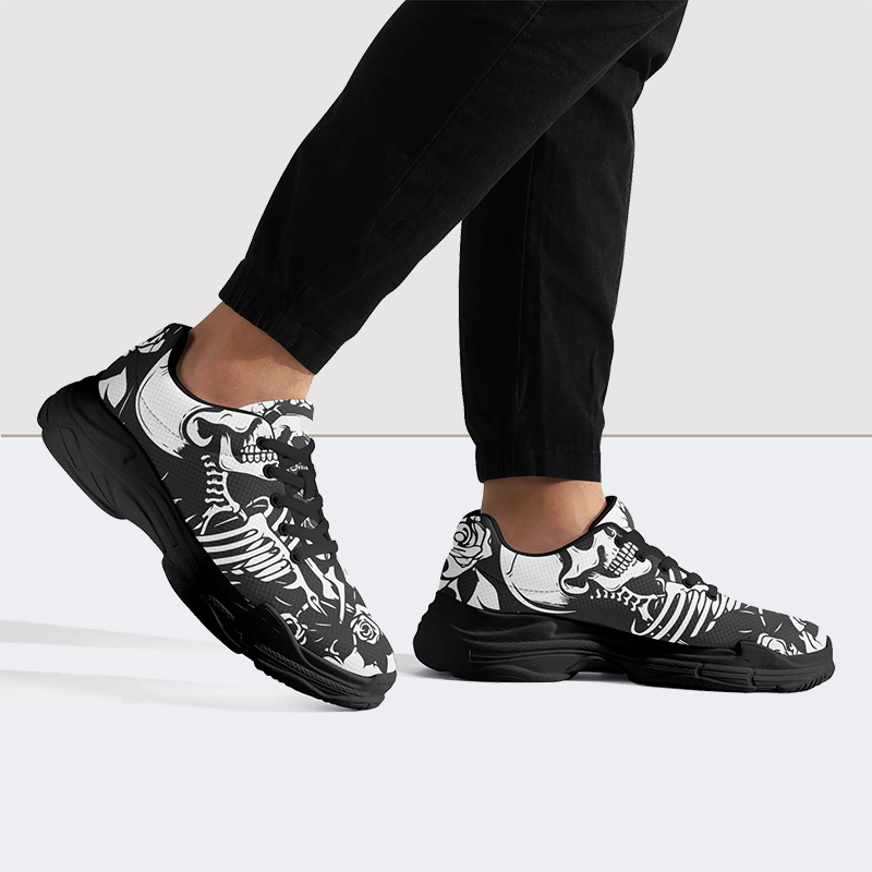 Klobige Sneakers mit Totenkopf-Print 
