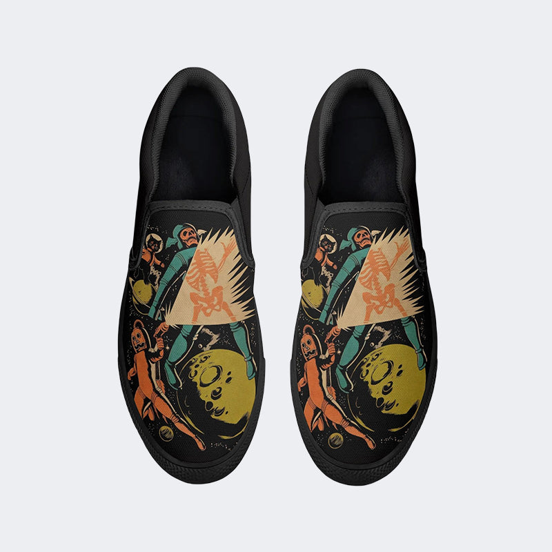 Halloween Outer Space Skeleton Astronaut Robot Black Cat Art Print - Slip On Shoes