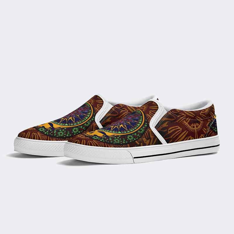 Unisex Skull Graphic Print - Slip On Shoes