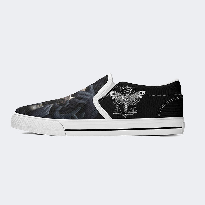 Unisex Skull Horror Print - Slip On Shoes